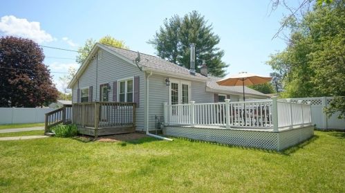 245 Fair Oak Rd, Springfield, MA 01128-1063