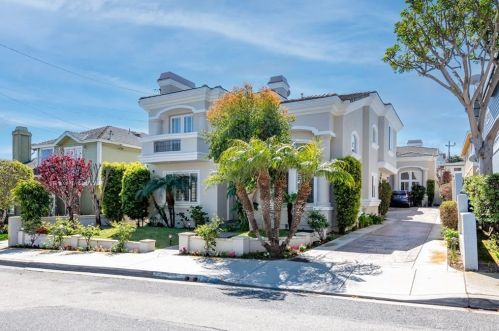 1802 Clark Ln, Redondo Beach, CA 90278-4104