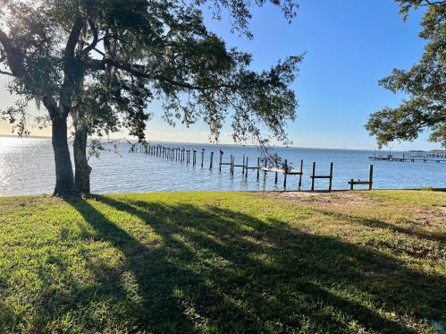 2029 Eventide Rd, Milton, FL 32583-9529