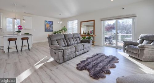 710 Hornblende Ave, Kennett Sq PA  19348-3638 exterior