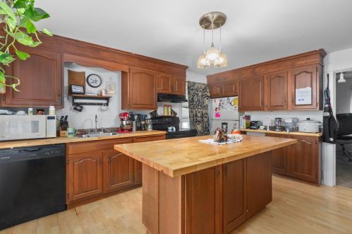 500 Racine St, Menasha, WI 54952-2339