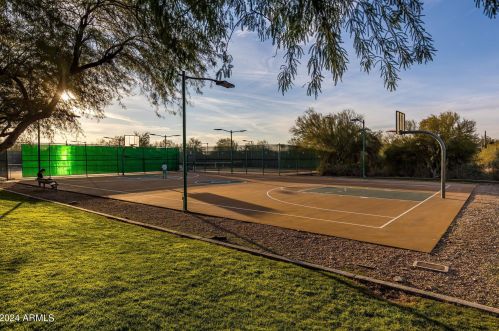 15817 104 Pl, Scottsdale AZ 85255-1973 exterior