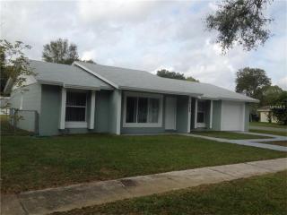 2368 Delrose Dr, Lakeland, FL 33805-8552