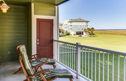26441 Cat Tail Dr, Galveston, TX 77554-5143