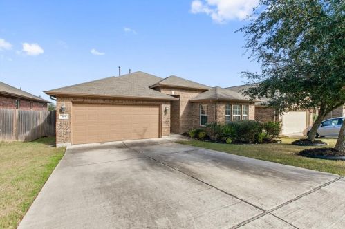 309 Strawberry Blonde Dr, Creedmoor, TX 78610-3627