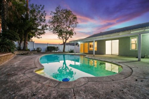 23316 Cavanaugh Rd, El Toro, CA 92630-4407
