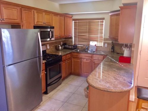 4443 163rd St, Lawndale, CA 90260-2938