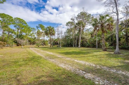 261 17 St, Naples FL 34117-3312 exterior