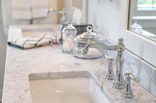 1521 Lindsey Creek Dr, Mount Pleasant SC  29466-8393 exterior