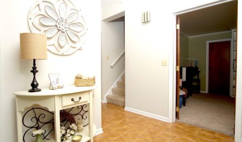 2032 Beechcroft Ct, Cincinnati, OH 45233-1714