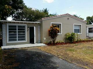 2135 Rodman St, Hollywood, FL 33020-5958
