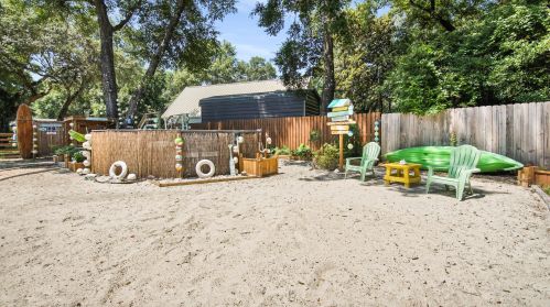 202 Waterview Cove Dr, Freeport FL  32439-2805 exterior