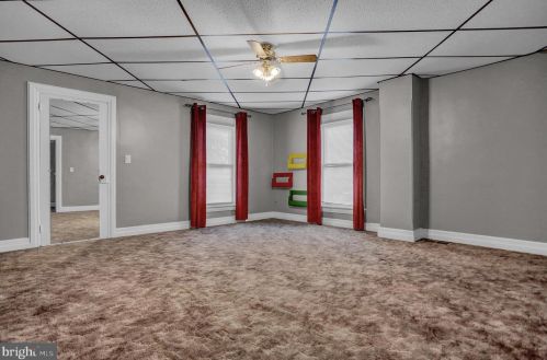 458 Highland St, Harrisburg PA 17113-1536 exterior