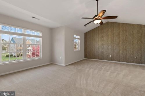 12257 Tulane Fls Dr, Bristow VA  20136-2183 exterior