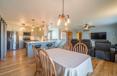 263 Stonefield Dr, Lake Mills WI  53551-1963 exterior