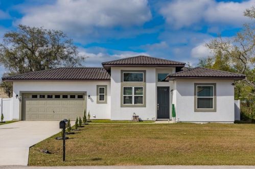 407 Manitoba Ln, Kissimmee, FL 34759-5501