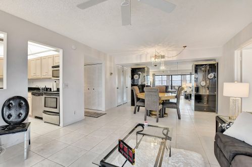 131 Capri C, Delray Beach, FL 33484-7922