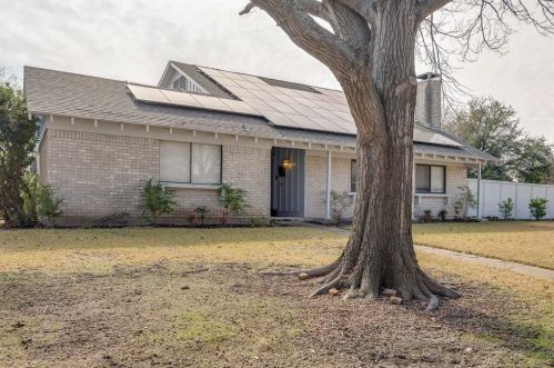 1720 Carol Stream Dr, Richardson, TX 75081-2100