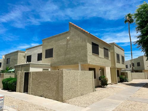 5941 48th Ave, Glendale, AZ 85301-6147