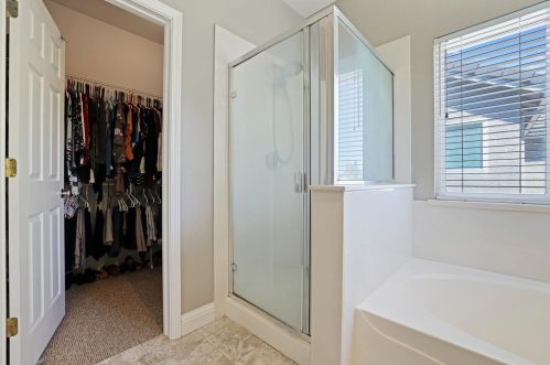 2618 Novi Dr, Riverbank CA  95367-9575 exterior