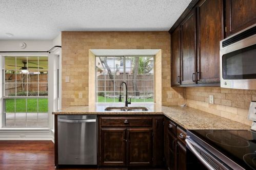 2308 Old Hickory Ln, Lewisville TX  75028-4593 exterior