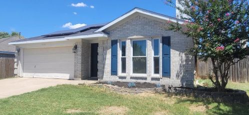 1905 Canyon Ridge St, Fort Worth, TX 76131-2217