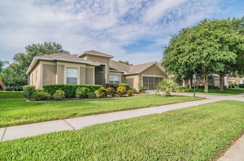 18902 Grand Club Dr, Port Richey FL  34667-5539 exterior