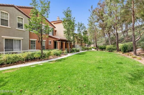 23409 Abbey Glen Pl, Santa Clarita, CA 91354-1112