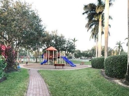 7865 19 Ct, Hollywood FL  33024-0923 exterior