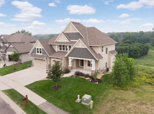 5225 Polaris Ln, Minneapolis, MN 55446-3798