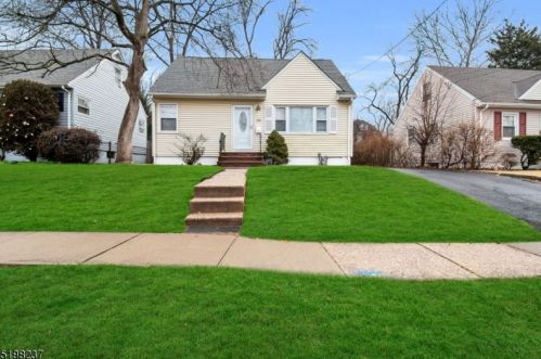 229 Aurore St, Roselle NJ  07203-1713 exterior
