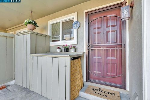 4665 Persimmon Pl, San Jose, CA 95129-1934
