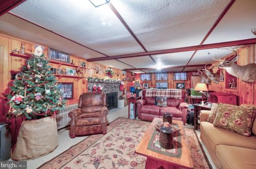 23334 Great Cove Rd, Mc Connellsburg PA  17233-8331 exterior