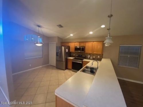 809 Macon Dr, Titusville FL  32780-4914 exterior