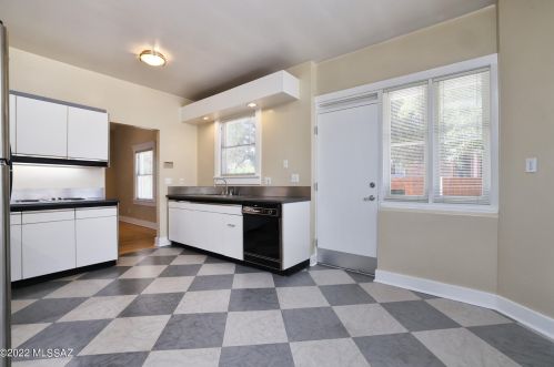 1042 3 Ave, Tucson AZ  85705-7472 exterior