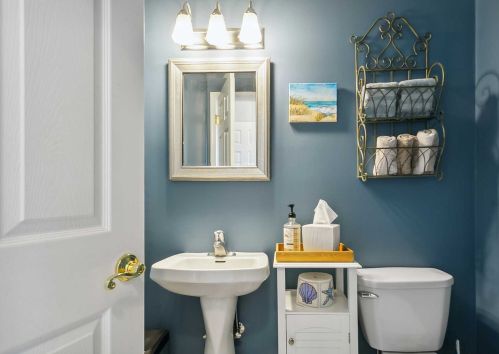 39 Robin Ct, Poughquag NY  12570-4508 exterior