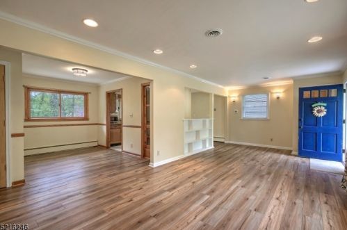 18 Sunnybrook Rd, Bernardsville NJ  07924-2713 exterior