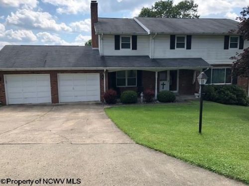 199 Archwood Ave, Lake Ridge, WV 26330-1049