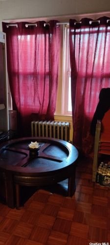 130-23 135th Pl, Jamaica, NY 11420-3038