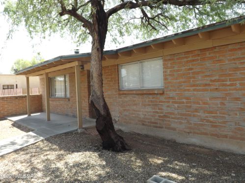 2320 Winsett St, Tucson, AZ 85719-7054