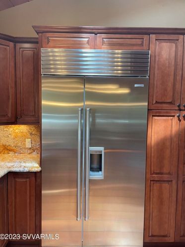 375 Shadow Rock Dr, Sedona AZ 86336-3451 exterior