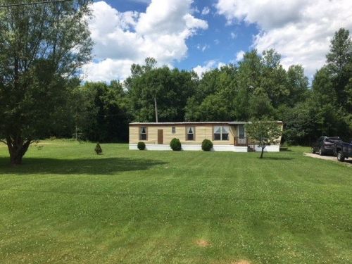 161 Kingsley Rd, Massena Center, NY 13662-3126