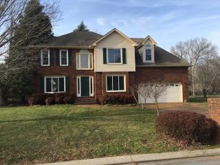 1807 Turfland Dr, Murfreesboro TN  37127-5967 exterior
