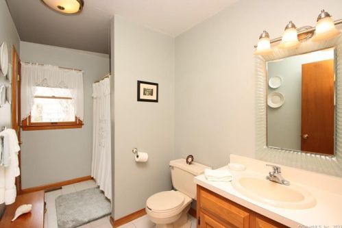 82 Norton St, Bristol CT  06010-6164 exterior