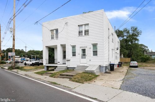 1943 Cooper St, West Deptford, NJ 08096-3810