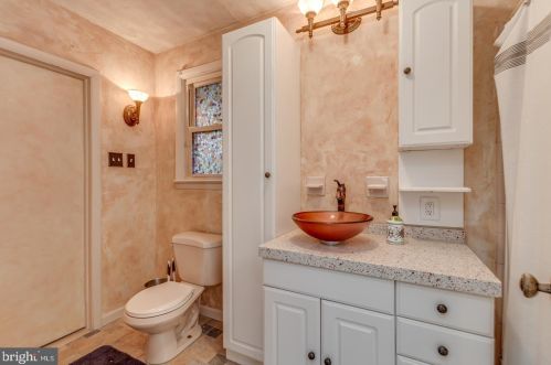 200 Park Dr, Camden NJ  08108-2236 exterior