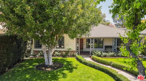 4338 Ben Ave, North Hollywood, CA 91604-1703