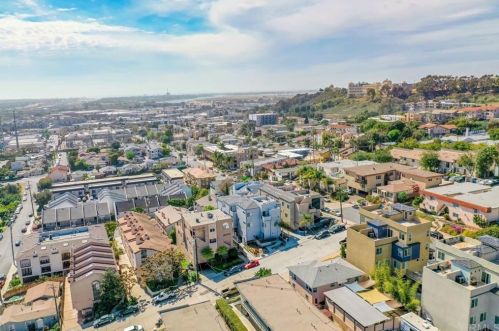 1134 Fresno St, San Diego, CA 92110-1719
