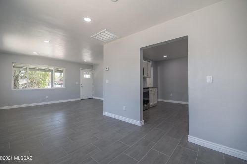 5337 Bellevue St, Tucson AZ  85712-4908 exterior