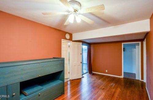 7731 Amestoy Ave, Van Nuys CA 91406-1601 exterior